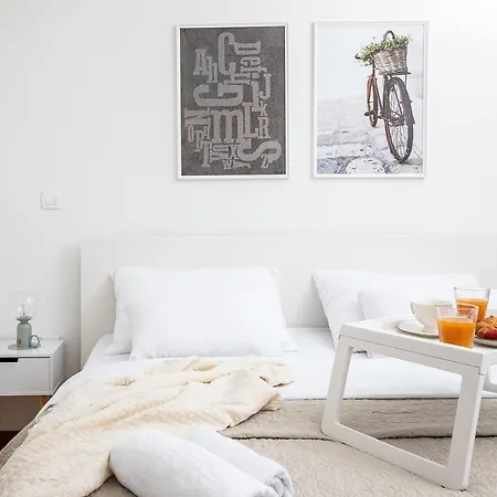Apartment Cesare Apartment, With Swimming Pool And Sea View Liznjan